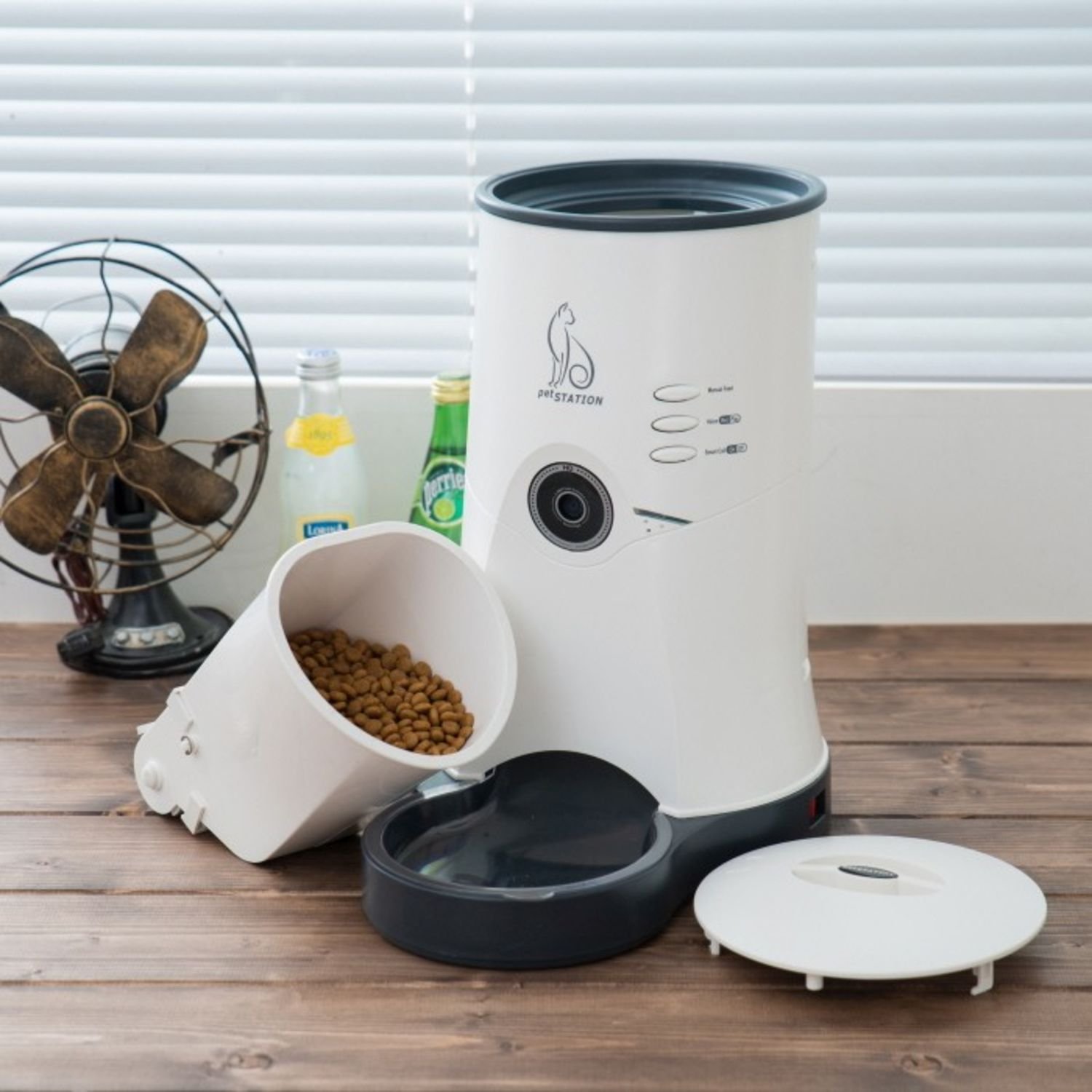 펫스테이션 자동급식기 cam
